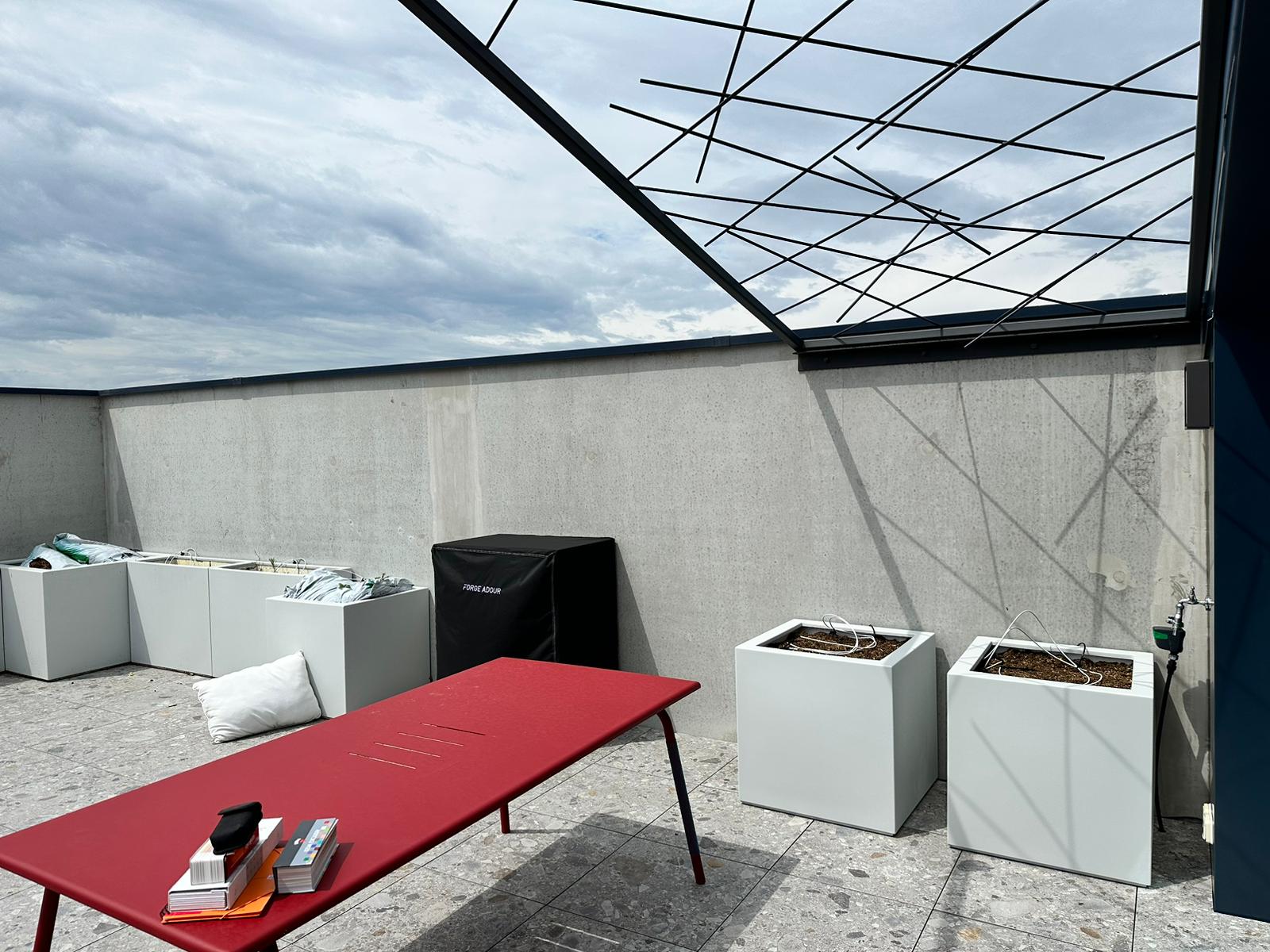 Mise en peinture d&#8217;un rooftop. Montbéliard
