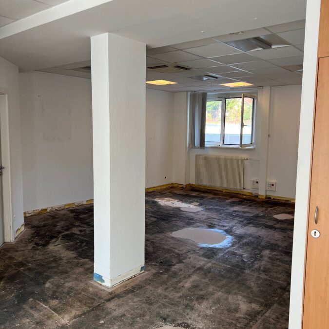 Mise en peinture d&#8217;un local commercial. Riedisheim 11