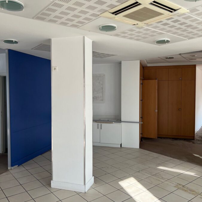 Mise en peinture d&#8217;un local commercial. Wittenheim 7