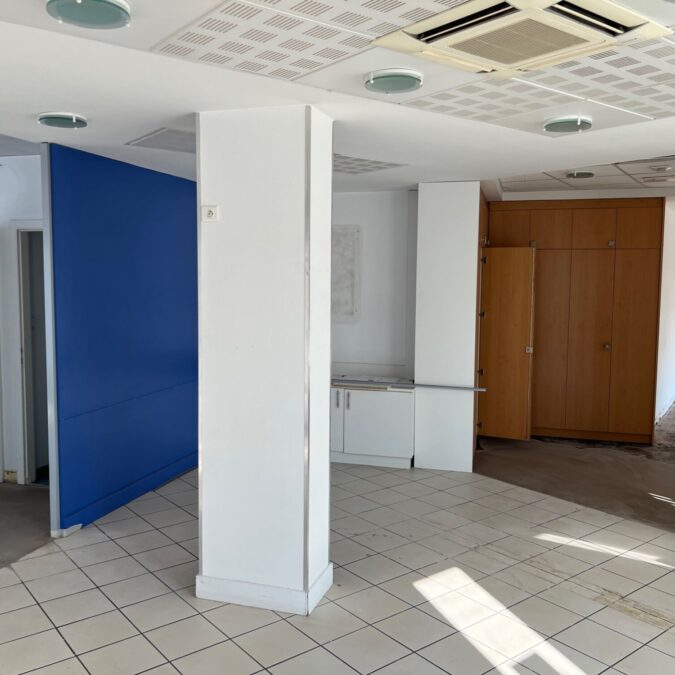 Mise en peinture d&#8217;un local commercial. Montbéliard 6